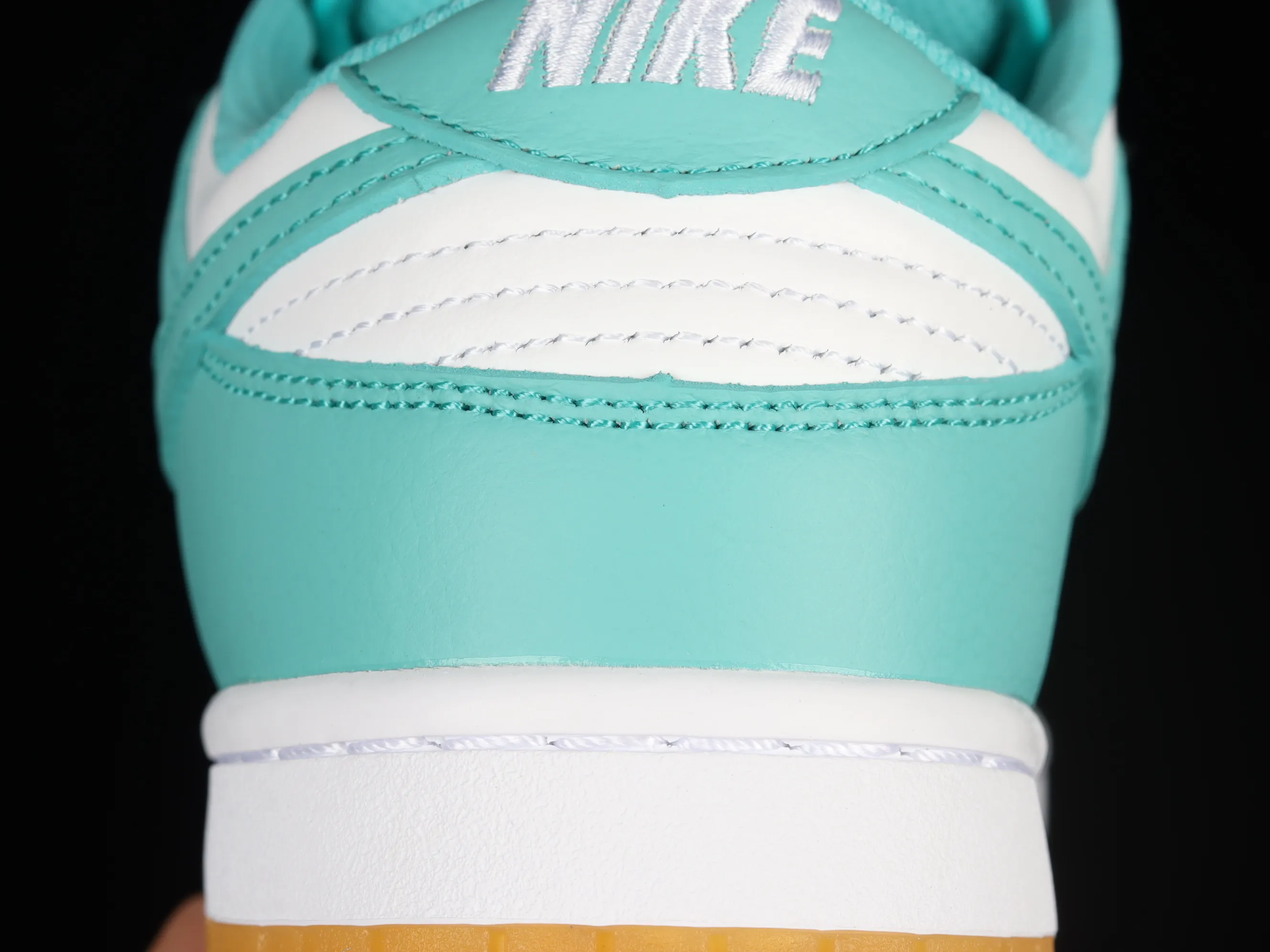 All categories Nk SB Dunk series Nk SB Dunk Low low-top sneakers J version Nk Dunk Low "Teal Zeal" teal color SB low-top sports and leisure sneakers DV2190-100